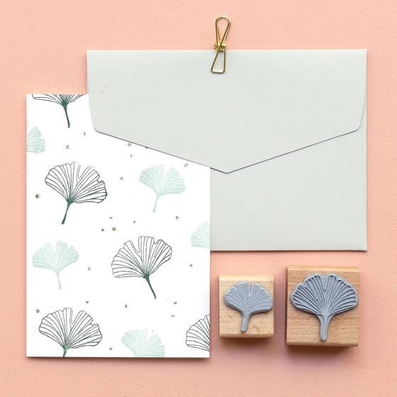 5x Stamp | Ginkgo leaf outline