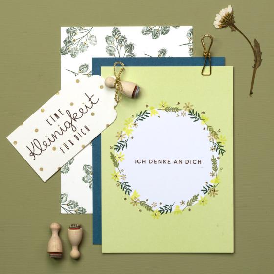 5x 5 Postcards | Dot Soft May green